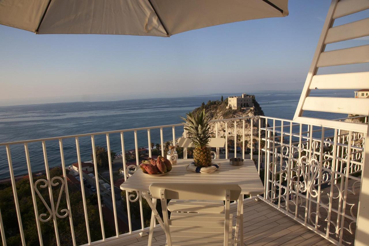 Le Tolde Del Corallone Aparthotel Tropea Buitenkant foto